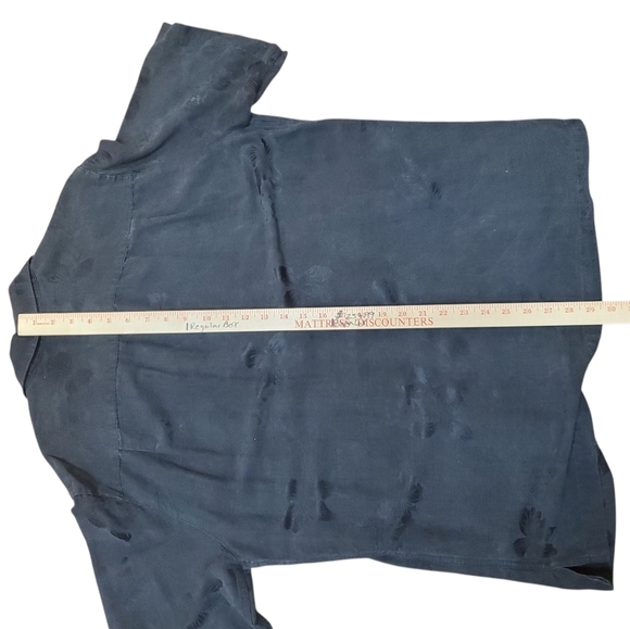 Caribbean Joe Hawaiian Silk Button Down Shirt. Black on Black. LG - Picture 7 of 7